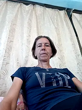 Snapshot of Tania9876 chatting on July 15, 2026, 7:13 am Tania9876 online show from July 15, 2026, 7:13 am