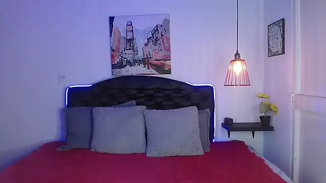 Snapshot of Mylu_xx chatting on April 30, 2026, 8:57 pm Mylu xx online show from April 30, 2026, 8:57 pm