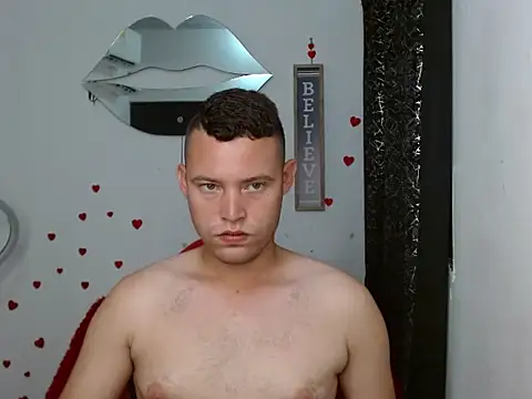 Snapshot of sven_fox723 chatting on May 5, 2026, 12:35 pm sven fox723 online show from May 5, 2026, 12:35 pm