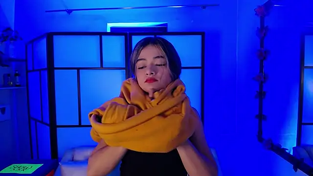 Snapshot of Catalina_soul chatting on June 9, 2026, 1:23 pm Catalina soul online show from June 9, 2026, 1:23 pm