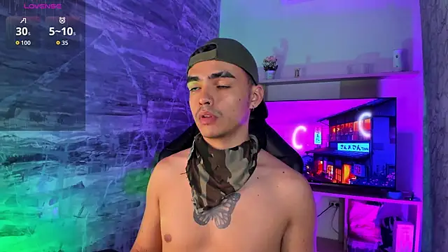 NicoKinggs  online show from March 26, 2026, 2:22 pm