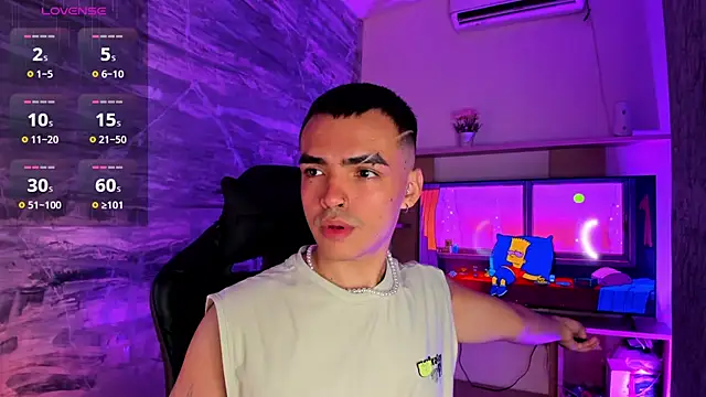 NicoKinggs  online show from April 10, 2026, 1:16 pm