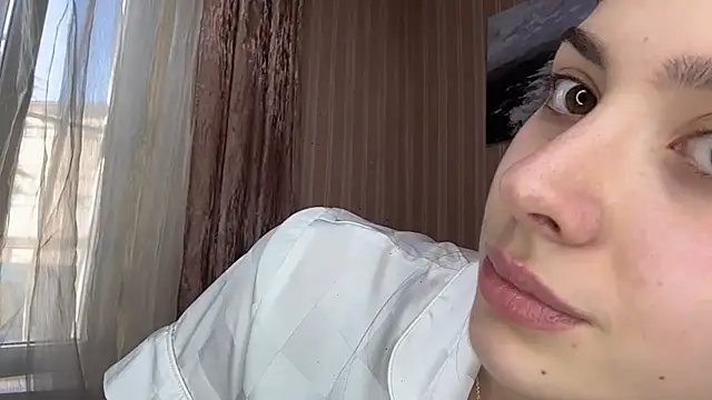 AylaLust online show from April 25, 2026, 12:30 pm