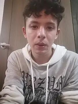 Daniel Roy online show from April 17, 2026, 6:27 am