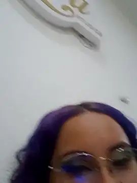 Snapshot of Liily_Foxxy chatting on April 27, 2026, 10:57 am Liily Foxxy online show from April 27, 2026, 10:57 am