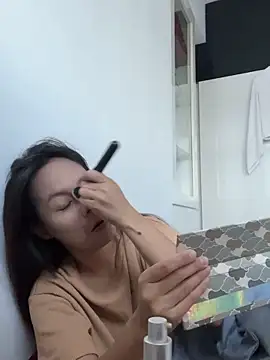 Snapshot of velvetveloura chatting on March 13, 2026, 10:44 am velvetveloura online show from March 13, 2026, 10:44 am