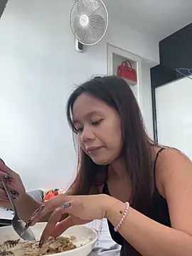 Snapshot of velvetveloura chatting on March 15, 2026, 5:02 am velvetveloura online show from March 15, 2026, 5:02 am