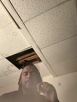 3l3bbc online show from April 10, 2026, 9:47 am