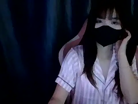 Cum-withyou online show from April 18, 2026, 4:33 pm