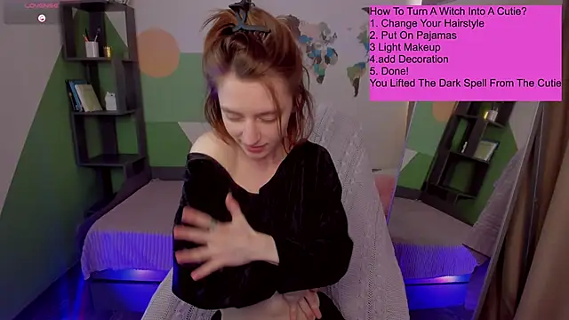 Pretty Victoria online show from April 19, 2026, 11:20 am