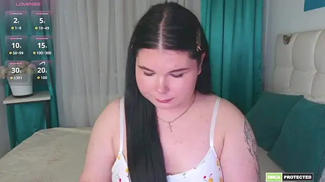 Dalila Lay online show from May 4, 2026, 6:48 pm