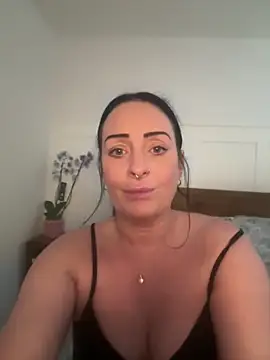 Snapshot of Freya-lane chatting on March 16, 2026, 12:20 pm Freya-lane online show from March 16, 2026, 12:20 pm