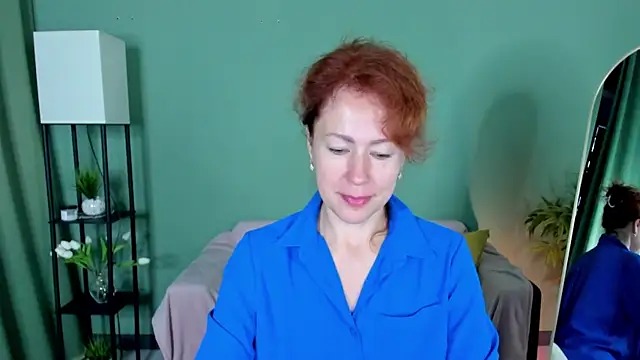 Snapshot of LeticiaRomano chatting on July 17, 2026, 4:08 am LeticiaRomano online show from July 17, 2026, 4:08 am