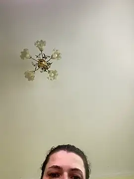 Cutee Erika online show from July 1, 2026, 9:33 am