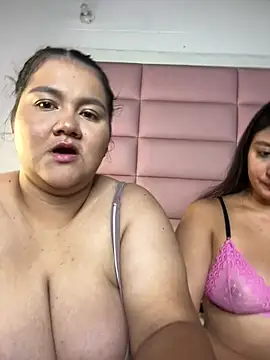 AmaranttayLunay online show from April 15, 2026, 8:53 pm