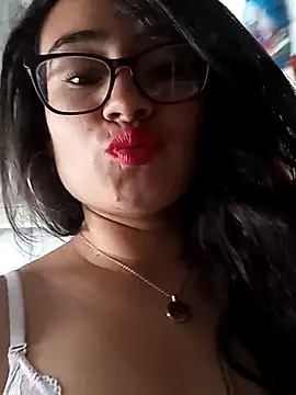 Sophia-Lovely online show from March 11, 2026, 3:18 pm