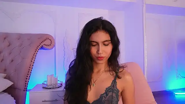 Snapshot of LucianaBlanco_ chatting on July 29, 2026, 8:51 pm LucianaBlanco online show from July 29, 2026, 8:51 pm