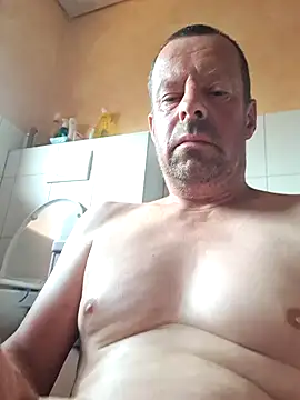 Snapshot of spritzer6689 chatting on June 24, 2026, 1:21 pm spritzer6689 online show from June 24, 2026, 1:21 pm