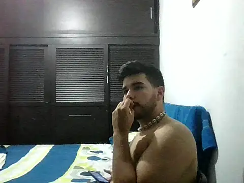 LatinBeardCali online show from April 2, 2026, 11:35 pm