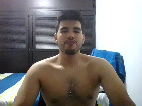 LatinBeardCali online show from April 7, 2026, 8:31 pm