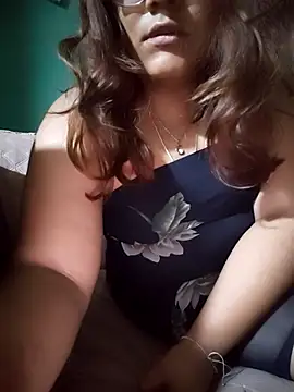 Snapshot of blurosa chatting on April 12, 2026, 6:40 am blurosa online show from April 12, 2026, 6:40 am