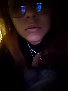 Snapshot of blurosa chatting on April 15, 2026, 11:05 pm blurosa online show from April 15, 2026, 11:05 pm