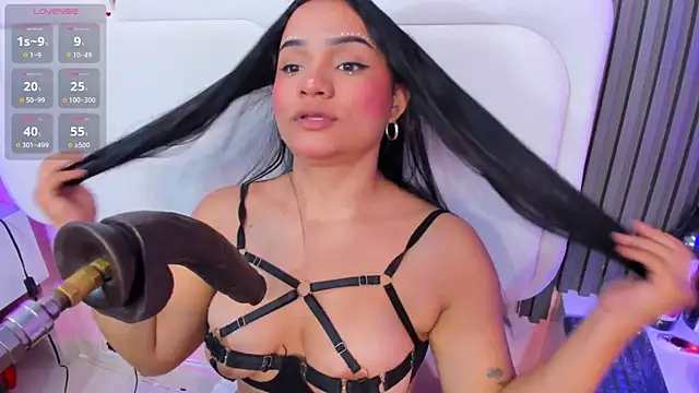 lia sucker online show from August 1, 2026, 4:01 am