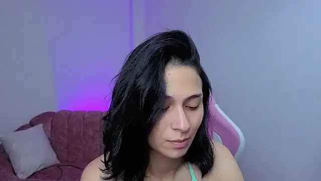 miss  madison online show from April 15, 2026, 8:53 pm