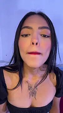 sylphiee  online show from April 30, 2026, 1:34 am