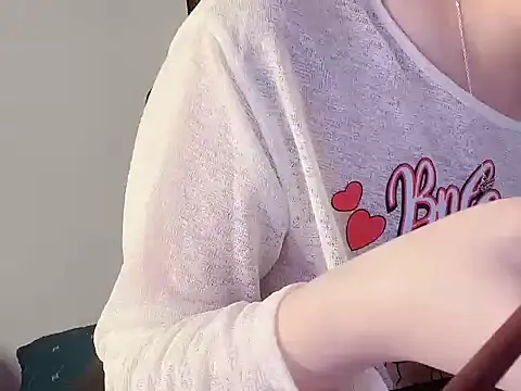 hunhun122 online show from April 7, 2026, 8:31 pm