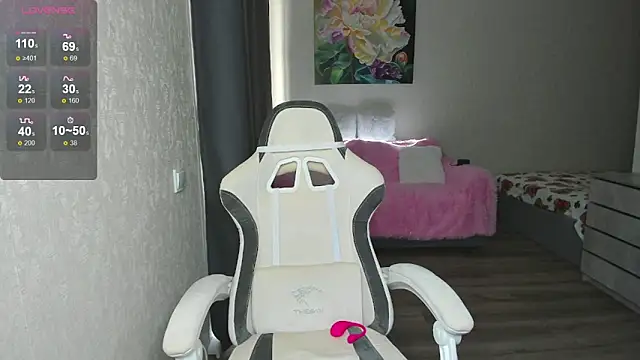 adel miller online show from April 5, 2026, 4:42 am