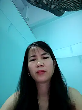 Geelio-playsx24 online show from April 28, 2026, 10:48 pm