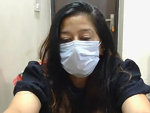spicy Zara online show from May 8, 2026, 7:52 pm