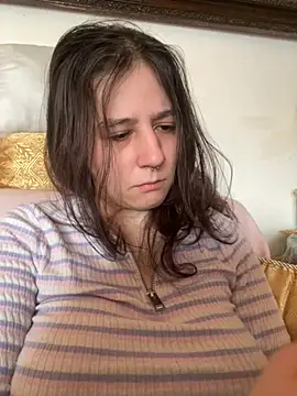 sugarbabbyivy online show from April 13, 2026, 7:25 am