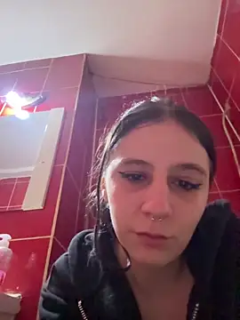 sugarbabbyivy online show from April 18, 2026, 7:07 pm