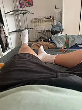 Snapshot of sniffeet chatting on March 13, 2026, 12:12 pm sniffeet online show from March 13, 2026, 12:12 pm