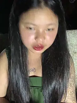 Snapshot of Motminhthoi chatting on May 18, 2026, 12:55 pm Motminhthoi online show from May 18, 2026, 12:55 pm