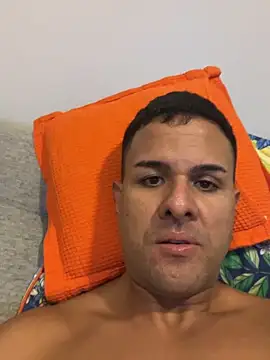 Snapshot of Jhonnylaionsousa chatting on March 26, 2026, 4:07 am Jhonnylaionsousa online show from March 26, 2026, 4:07 am
