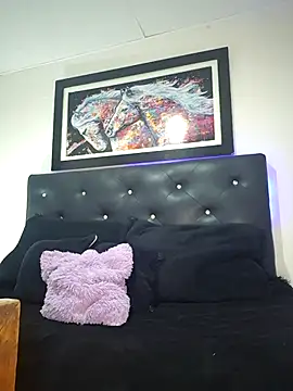 SabrinaWarren  online show from March 26, 2026, 2:55 pm