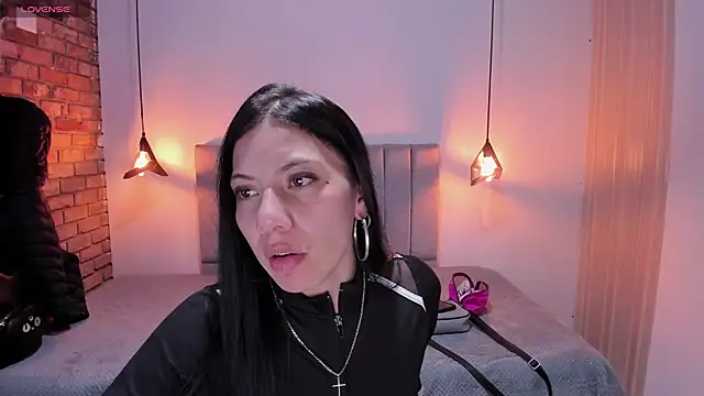 Abril Fox   online show from April 23, 2026, 8:00 pm