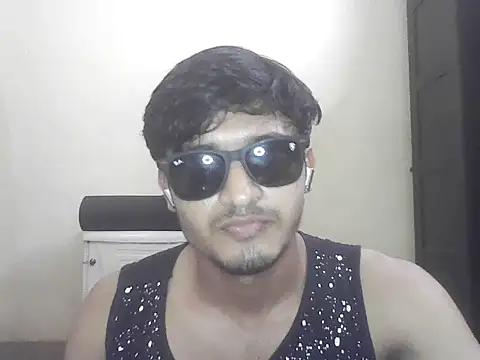 Snapshot of adithya123h chatting on March 31, 2026, 1:33 pm adithya123h online show from March 31, 2026, 1:33 pm