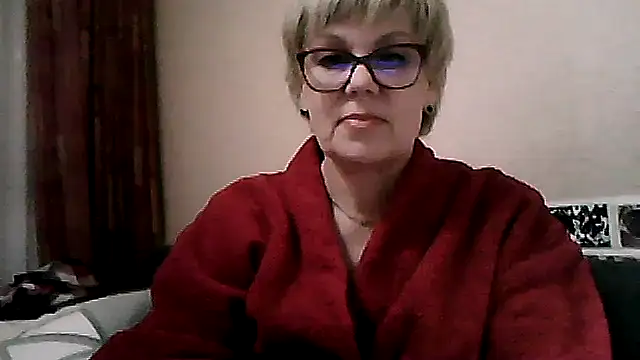 Snapshot of TatkaYang chatting on March 18, 2026, 8:34 pm TatkaYang online show from March 18, 2026, 8:34 pm