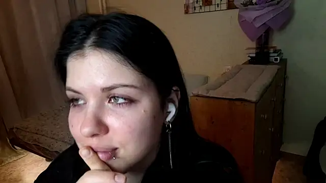 MiaTemptress online show from April 11, 2026, 1:48 pm