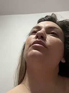 Snapshot of SweetCurvess chatting on March 16, 2026, 11:53 pm SweetCurvess online show from March 16, 2026, 11:53 pm