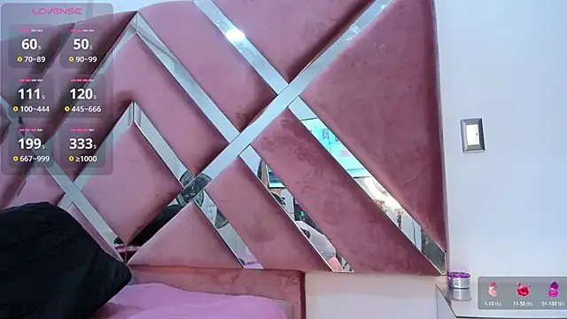 Snapshot of Zoe_Evaanss_ chatting on May 29, 2026, 8:07 pm Zoe Evaanss online show from May 29, 2026, 8:07 pm