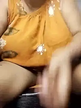Snapshot of anjupere chatting on May 18, 2026, 10:26 pm anjupere online show from May 18, 2026, 10:26 pm
