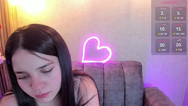 Snapshot of Julieth_Caandy chatting on May 17, 2026, 11:28 am Julieth Caandy online show from May 17, 2026, 11:28 am