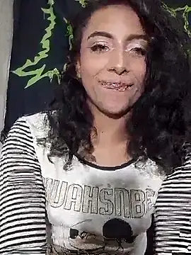 KattyBerryX online show from May 9, 2026, 2:39 am