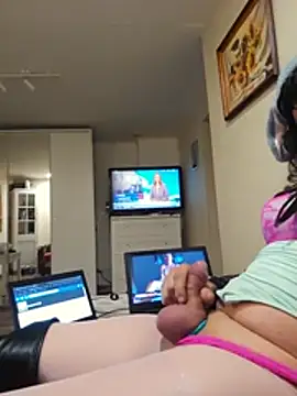 Snapshot of Czarnykonik7111 chatting on July 11, 2026, 3:42 am Czarnykonik7111 online show from July 11, 2026, 3:42 am