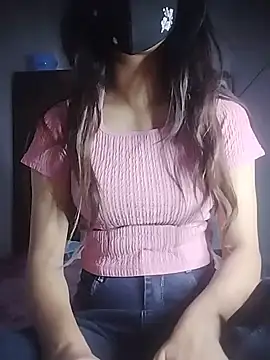 Snapshot of Tasty_Cherry chatting on May 15, 2026, 9:55 pm Tasty Cherry online show from May 15, 2026, 9:55 pm